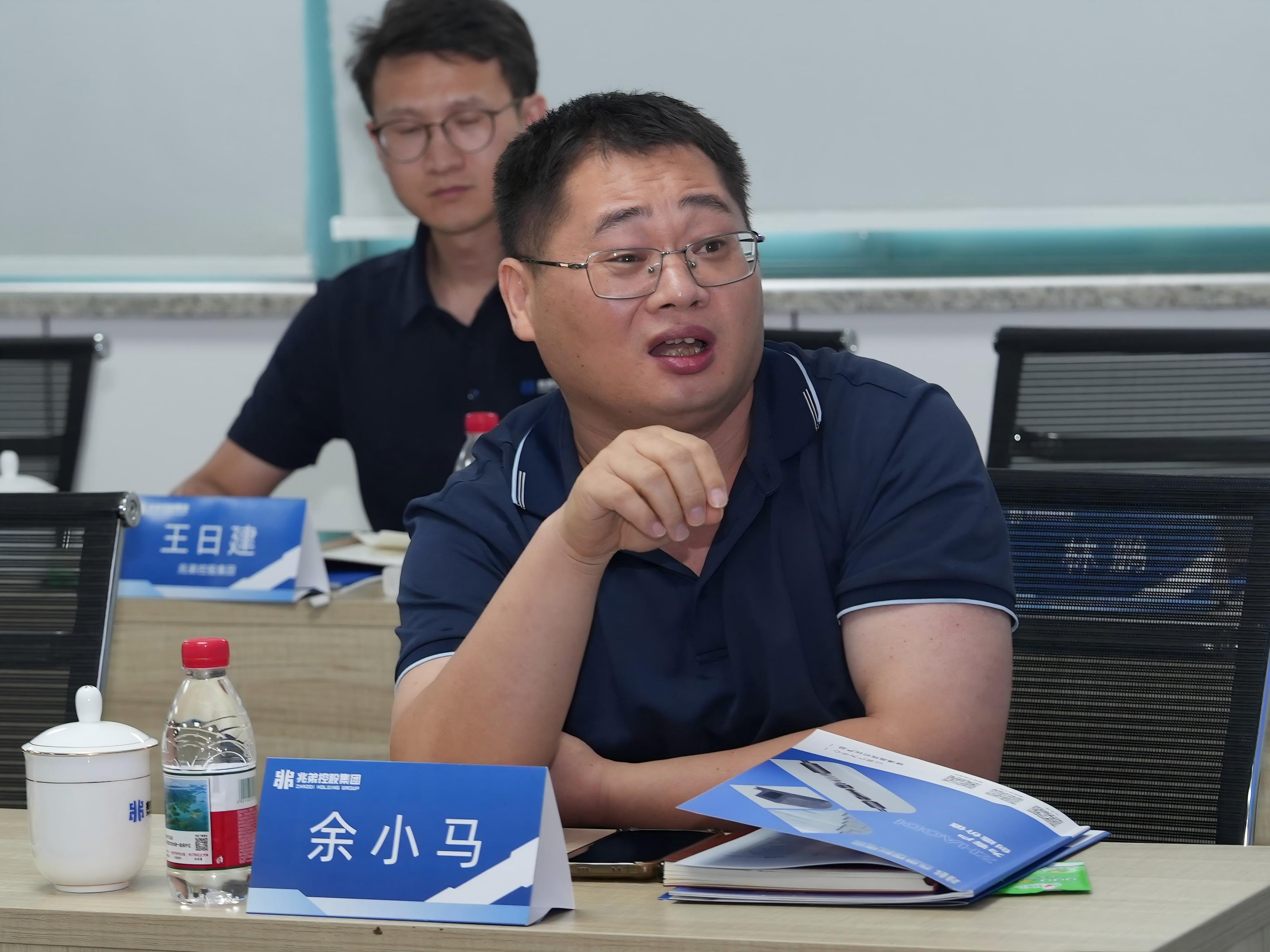 湖州考察14余小马(1).jpg